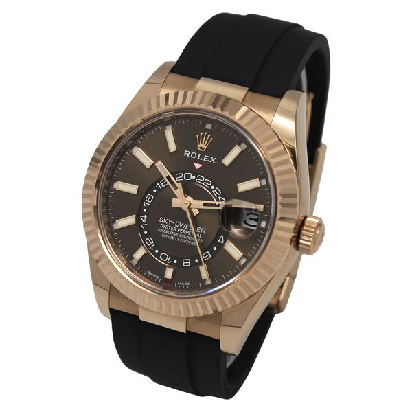 Rolex Sky-Dweller 326235